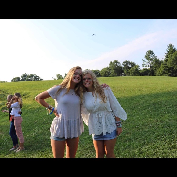 Meet your Posher, Sarah - Picture 8 of 8